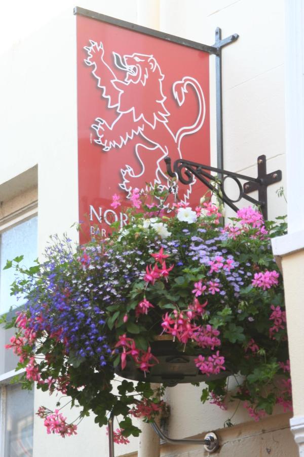 The Normandie Tenby Bagian luar foto